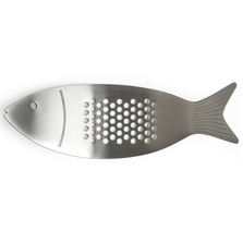 Kikkerland Пресс для чеснока fish